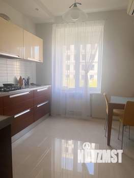 4-к квартира, вторичка, 130м2, 5/5 этаж