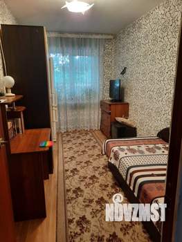 3-к квартира, вторичка, 54м2, 1/4 этаж