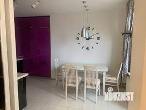 3-к квартира, вторичка, 100м2, 4/17 этаж