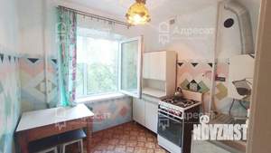 3-к квартира, вторичка, 58м2, 3/5 этаж