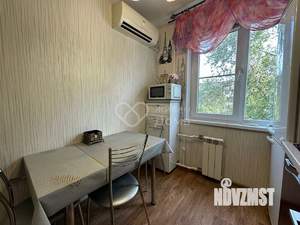 4-к квартира, вторичка, 61м2, 3/5 этаж