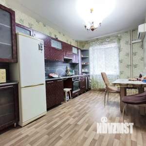 2-к квартира, вторичка, 61м2, 1/9 этаж