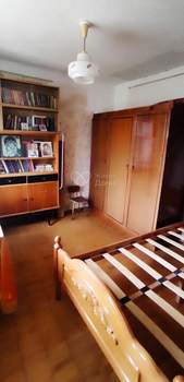 4-к квартира, вторичка, 60м2, 5/5 этаж