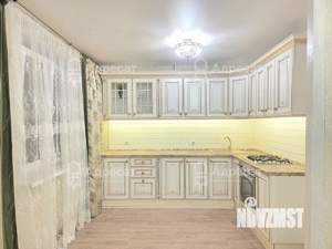 2-к квартира, вторичка, 54м2, 1/10 этаж