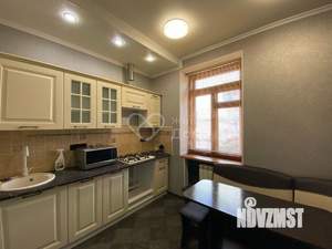 2-к квартира, вторичка, 56м2, 1/2 этаж