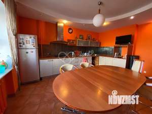 4-к квартира, вторичка, 146м2, 6/9 этаж