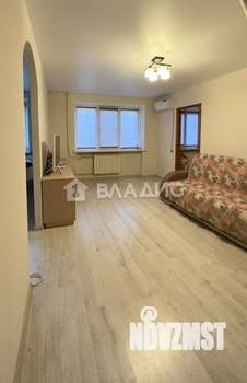 2-к квартира, вторичка, 45м2, 1/5 этаж