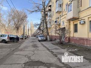 2-к квартира, вторичка, 58м2, 1/4 этаж