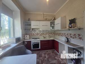 2-к квартира, вторичка, 57м2, 1/5 этаж