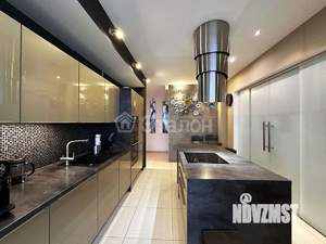 3-к квартира, вторичка, 131м2, 13/15 этаж