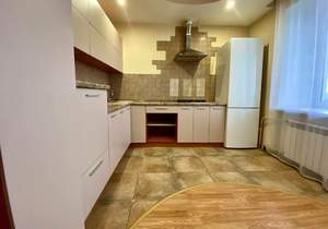 2-к квартира, вторичка, 79м2, 9/9 этаж