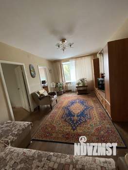 4-к квартира, вторичка, 63м2, 3/5 этаж