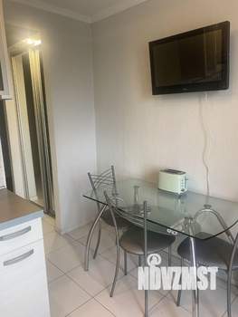 3-к квартира, вторичка, 58м2, 8/9 этаж