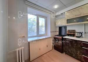 2-к квартира, вторичка, 45м2, 2/4 этаж