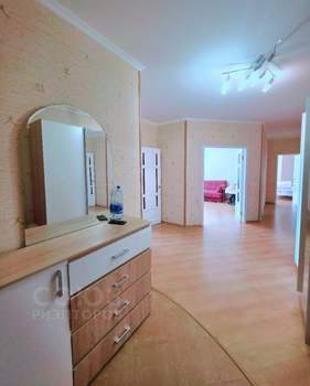 3-к квартира, вторичка, 99м2, 9/10 этаж