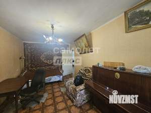 3-к квартира, вторичка, 61м2, 1/5 этаж