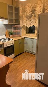 3-к квартира, вторичка, 43м2, 3/5 этаж
