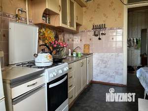 3-к квартира, вторичка, 64м2, 8/9 этаж