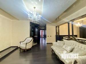 4-к квартира, вторичка, 130м2, 2/10 этаж