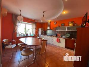 4-к квартира, вторичка, 146м2, 6/9 этаж