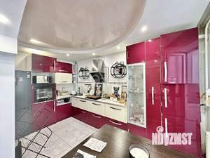 4-к квартира, вторичка, 93м2, 1/3 этаж