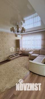 2-к квартира, вторичка, 61м2, 1/4 этаж