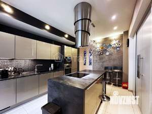 3-к квартира, вторичка, 131м2, 13/15 этаж