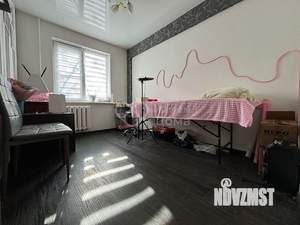 4-к квартира, вторичка, 58м2, 1/5 этаж