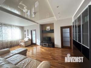 3-к квартира, вторичка, 107м2, 10/17 этаж