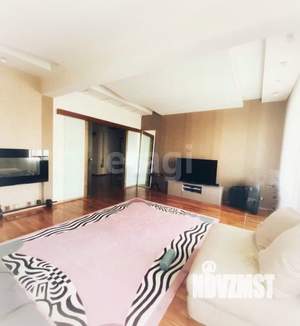 4-к квартира, вторичка, 130м2, 5/5 этаж