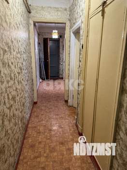 2-к квартира, вторичка, 61м2, 1/5 этаж