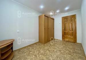 3-к квартира, вторичка, 54м2, 1/9 этаж