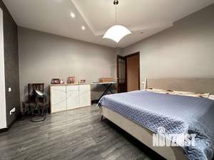 4-к квартира, вторичка, 145м2, 8/9 этаж