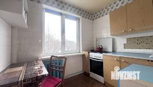 3-к квартира, вторичка, 63м2, 5/5 этаж