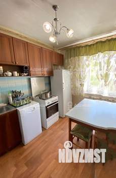 3-к квартира, вторичка, 61м2, 2/5 этаж