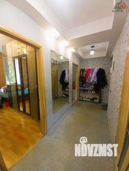 2-к квартира, вторичка, 54м2, 1/4 этаж