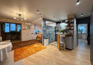 2-к квартира, вторичка, 58м2, 8/17 этаж