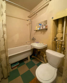 2-к квартира, вторичка, 45м2, 1/5 этаж