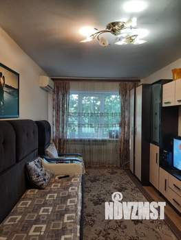 3-к квартира, вторичка, 54м2, 1/4 этаж