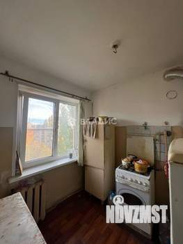 2-к квартира, вторичка, 40м2, 5/5 этаж