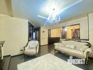 4-к квартира, вторичка, 130м2, 2/10 этаж
