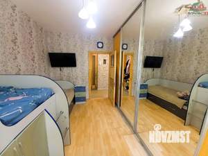 2-к квартира, вторичка, 54м2, 1/4 этаж