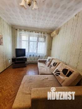 2-к квартира, вторичка, 44м2, 1/4 этаж