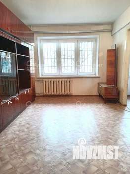 2-к квартира, вторичка, 45м2, 1/5 этаж
