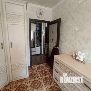 2-к квартира, вторичка, 56м2, 1/3 этаж