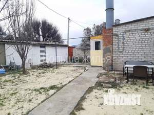 2-к квартира, вторичка, 52м2, 1/1 этаж