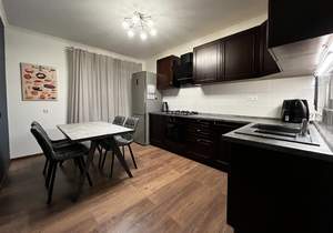 2-к квартира, вторичка, 76м2, 9/9 этаж