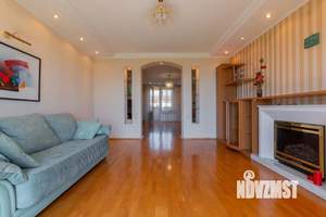 4-к квартира, вторичка, 106м2, 6/6 этаж