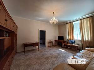 2-к квартира, вторичка, 61м2, 3/8 этаж