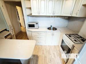 3-к квартира, вторичка, 58м2, 2/4 этаж